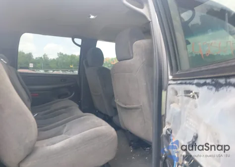 2006 Chevrolet Silverado 2500Hd Lt1 z USA, uszkodzony, nr VIN 1GCHK23UX6F147648